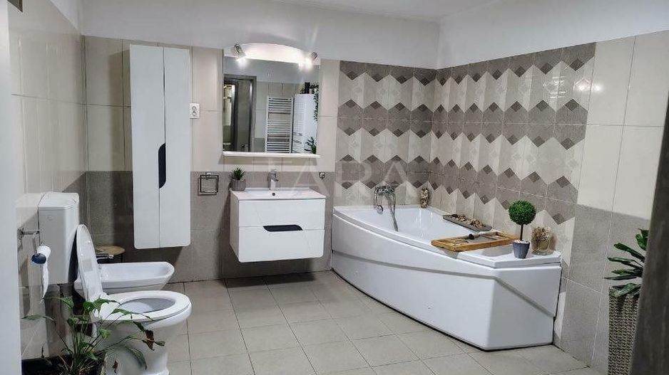 Casă modernă cu curte și foișor, zona Marasti - Poză 9