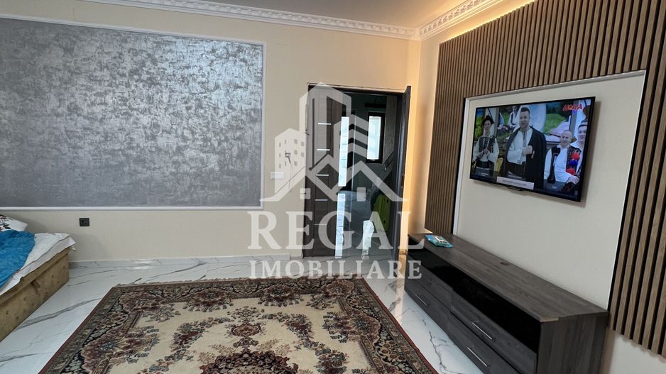 Casă spațioasă de vânzare în Ruși – pentru locuință sau investitie - Poză 5