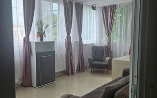 Spre Chirie - apartament 3 camere , etaj 1 in Vila - Poză 11