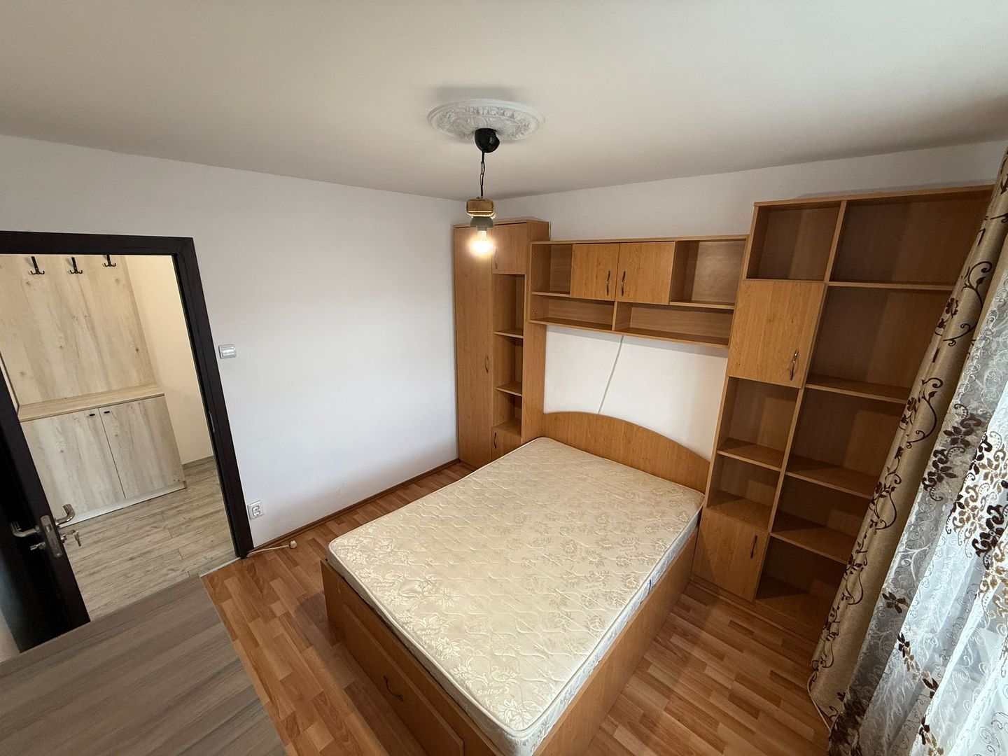 3 camere Podul Grant | Decomandat | Bloc reabilitat - Poză 3
