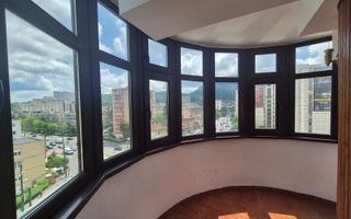 Onix, apartament cu priveliste spre Tâmpa - Poză 3