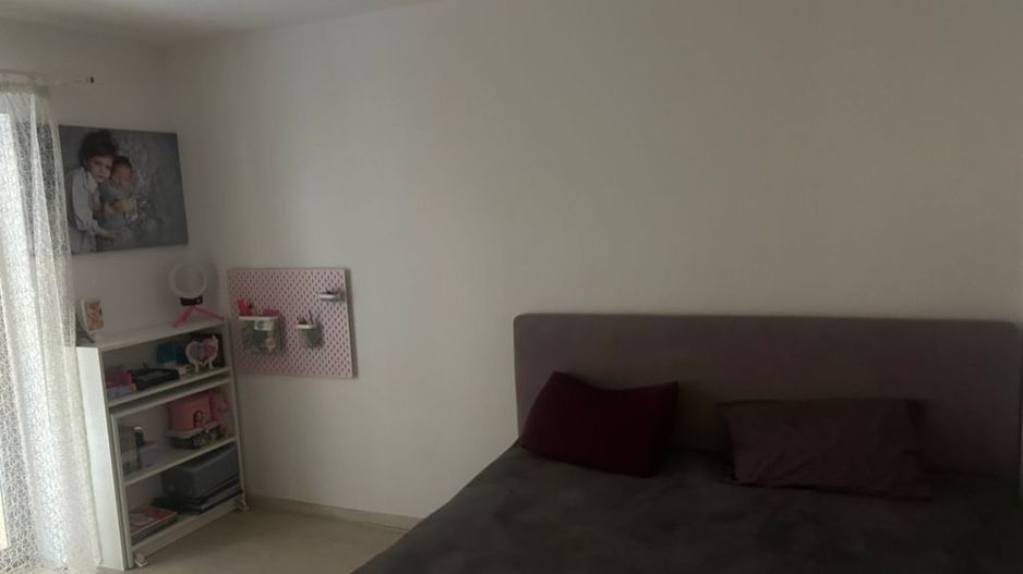 Apartament  2 camere Dumbravita  cu gradina - Poză 3