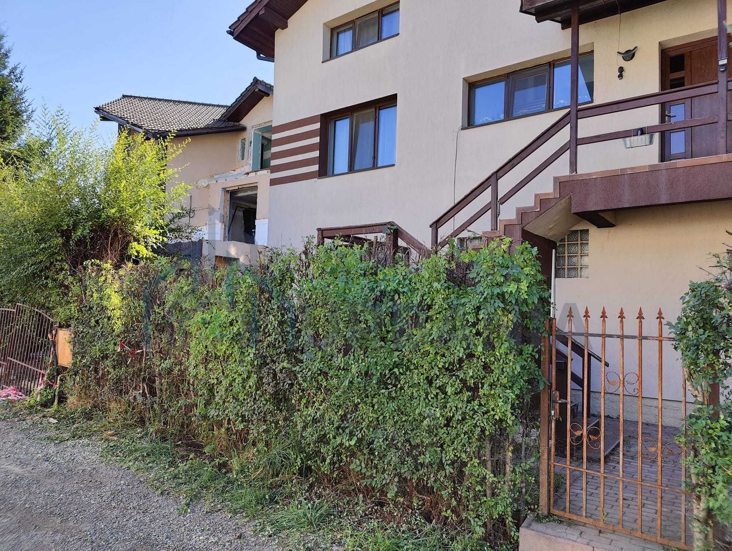 Inchiriez ap3 camere vila et1, Moara de Vant, complet mobilat, parcare - Poză 1