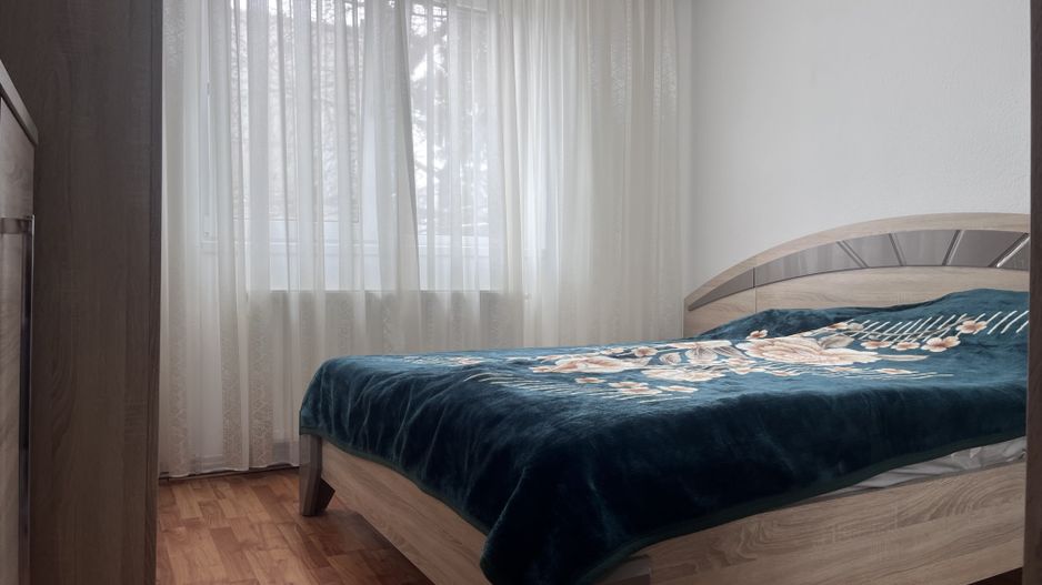 Parter!Vânzare apartament cu 3 camere - Târgoviște! - Poză 4