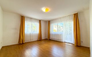 2 camere decomandate, etajul 1, parcare, Zorilor - Poză 1