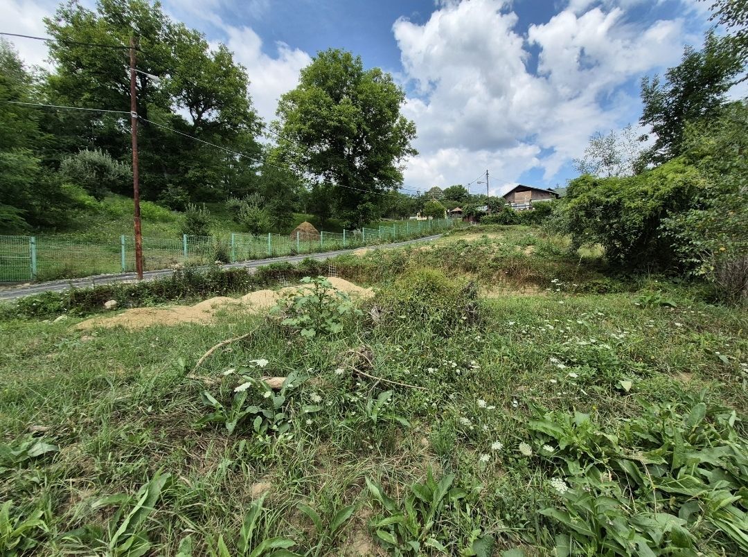 Teren intravilan-935 mp-dubla deschidere, Breaza-Valea Tarsei - Poză 4