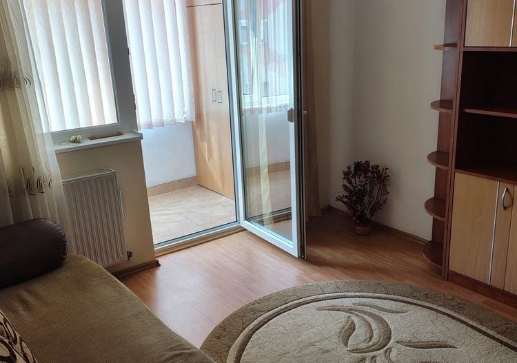 Inchiriez apartament 2 camere - Poză 4
