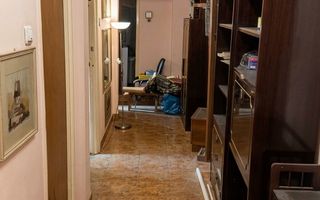 De Vanzare Apartament 3 Camere, Piata Rahova - Sebastian - Poză 17