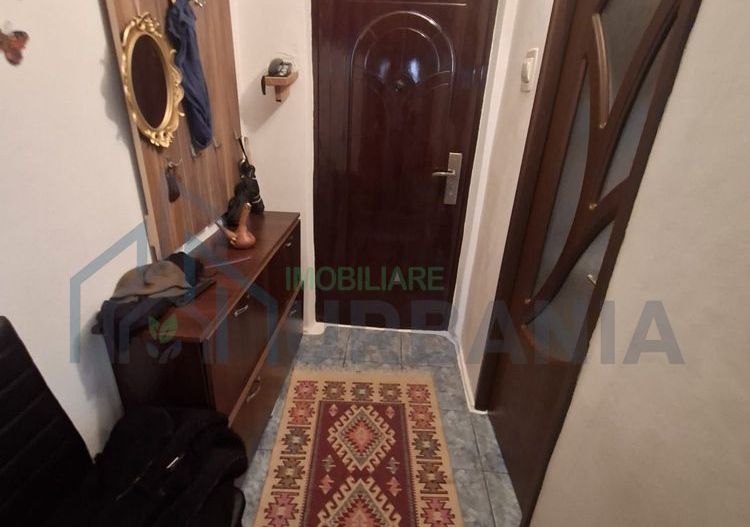 Apartament cu 3 camere, semidecomandat, zona Dacia, Iași - Poză 6