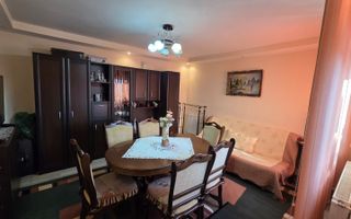 Casă primitoare, excelent poziționată, ideală pentru o familie! - Poză 1