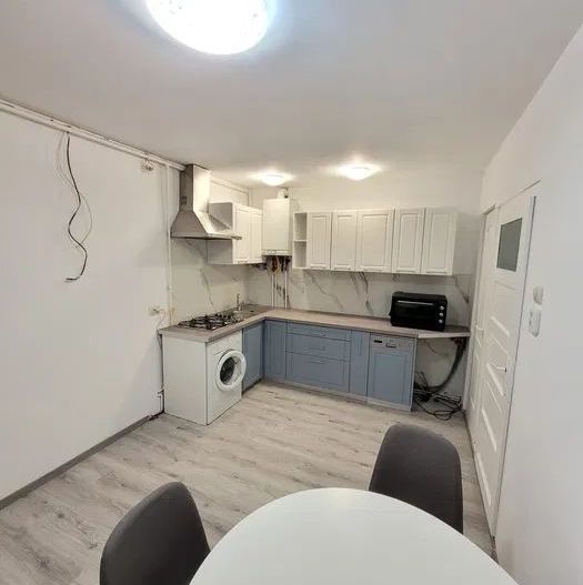 Apartament cu 2 camere | Decomandat | Centru | Renovat | Parcare - Poză 4