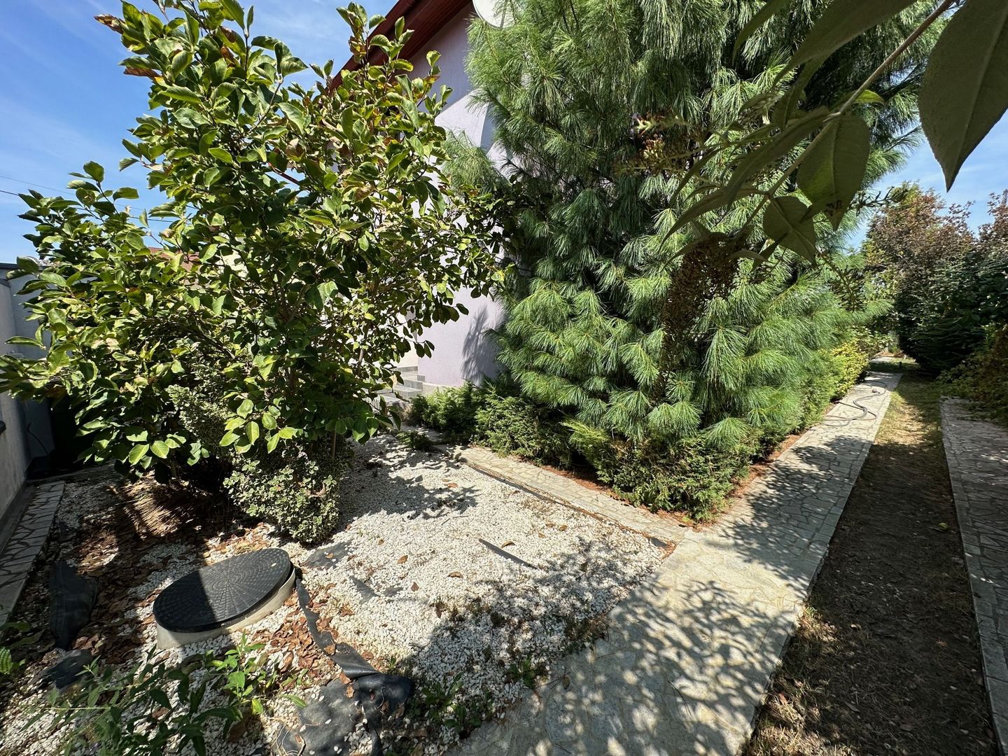 Casa individuala cu garaj  în spate la IKEA - Poză 47