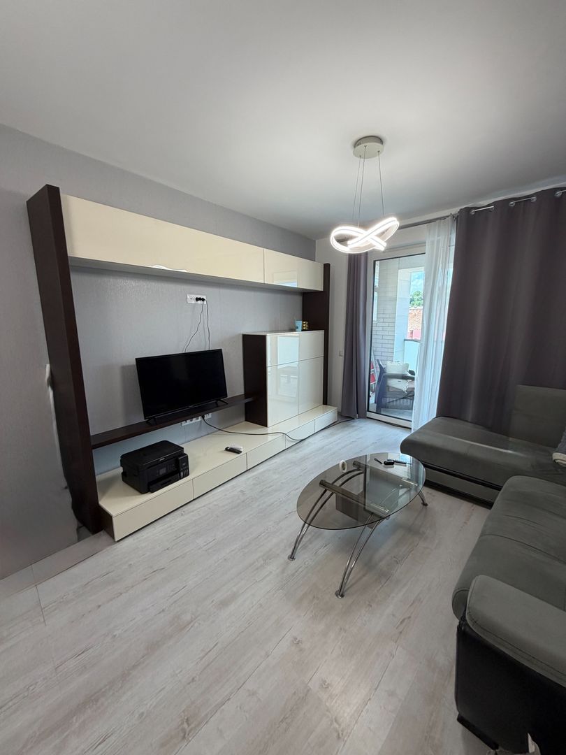 Apartament 2 camere cu parcare - Zona CENTRALA - Str Decebal - Poză 4