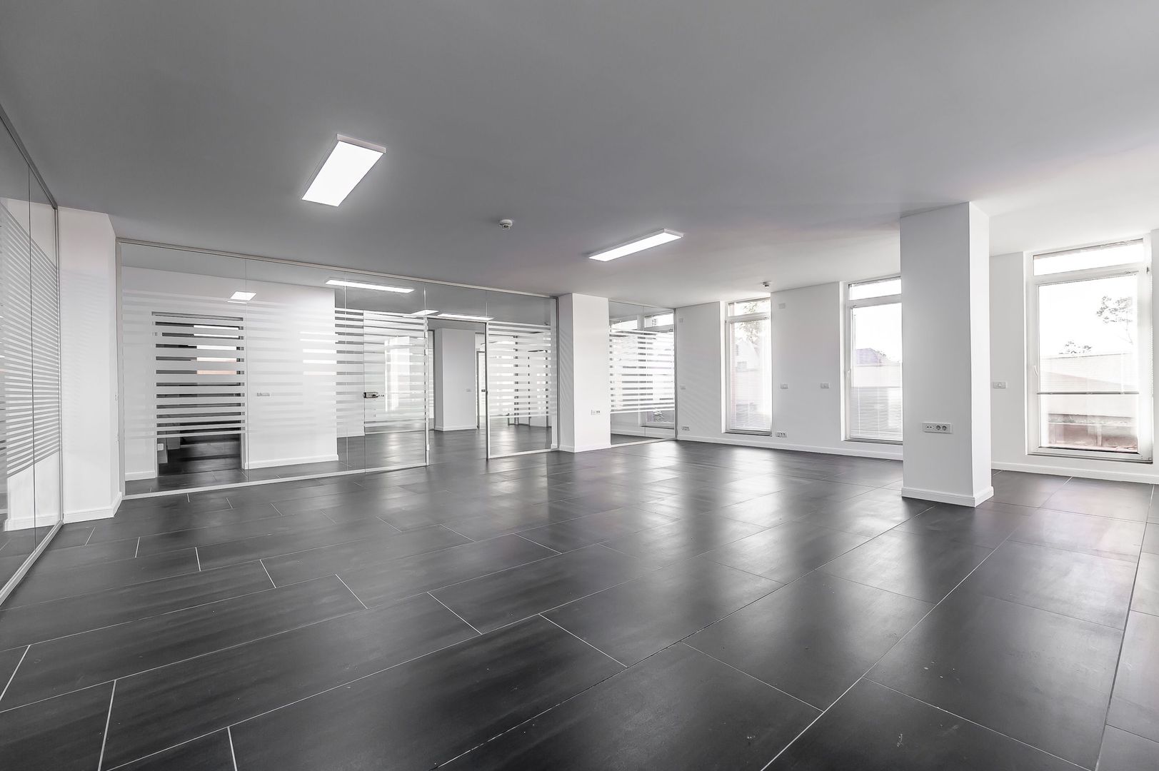 Exclusivitate si prestigiu: Spatiu de birouri premium ultracentral - Poză 4