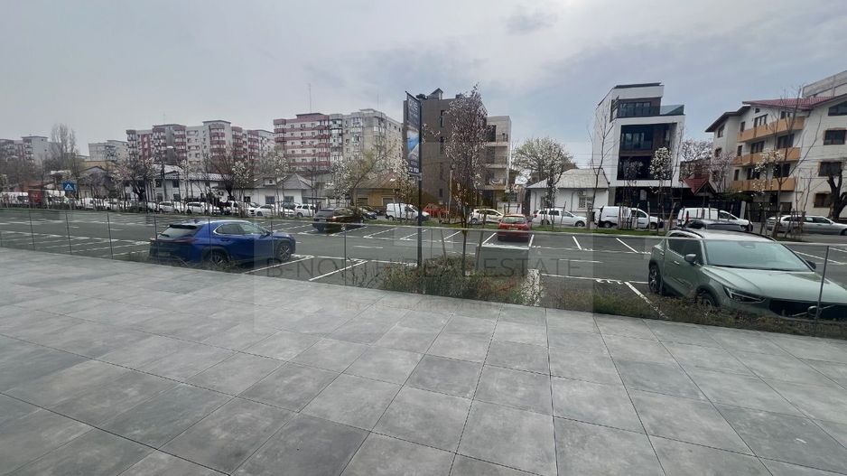 Spațiu comercial premium de închiriat, terasă 27 mp, parcare în față - Poză 1