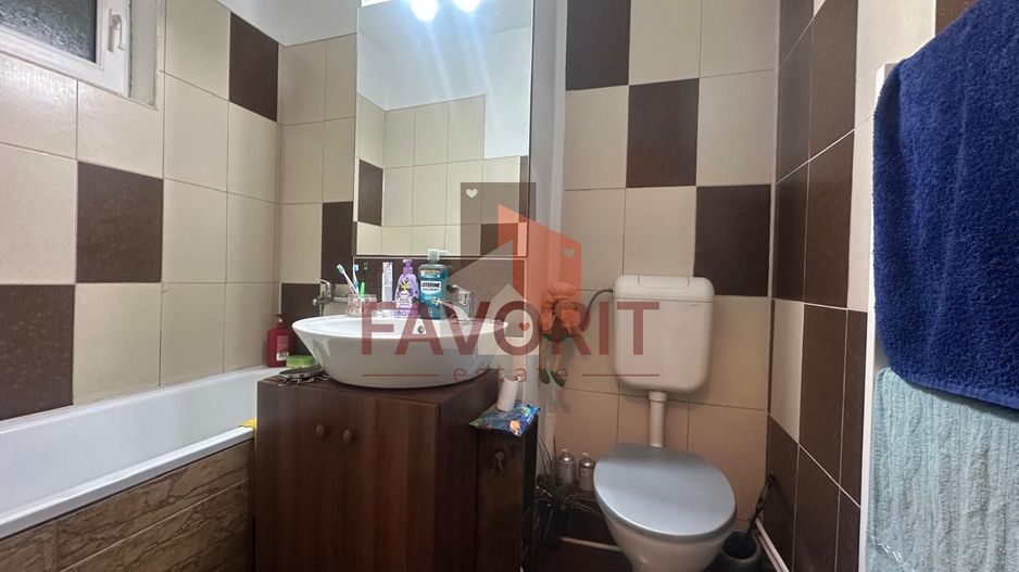 2 camere | centrala proprie | mobilat si utilat | zona excelenta | - Poză 11