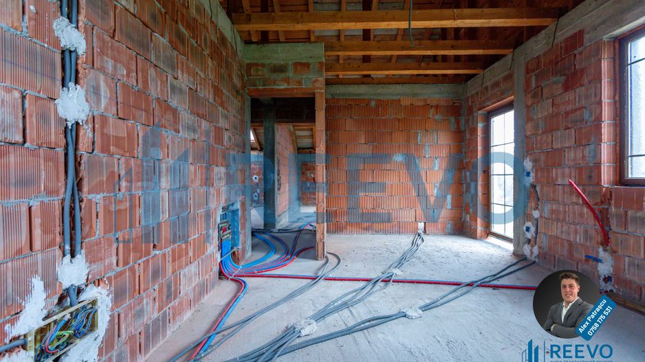 Vilă spațioasă cu vedere la pădure, la doar 15 minute de Bacău! - Poză 23