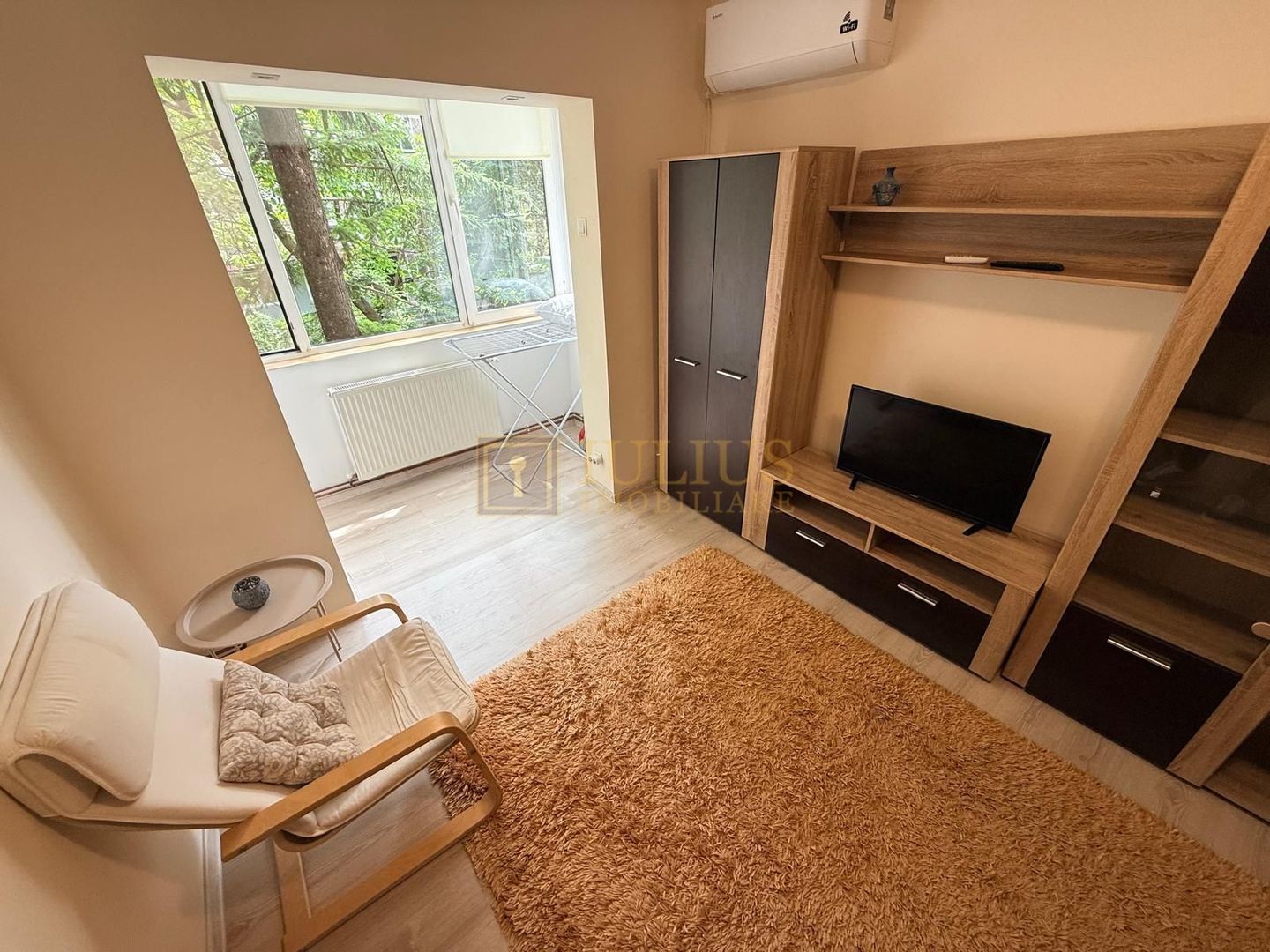 2 camere| Dacia-la 8 minute de Iulius Mall| centrala proprie| apartament frumos| - Poză 5