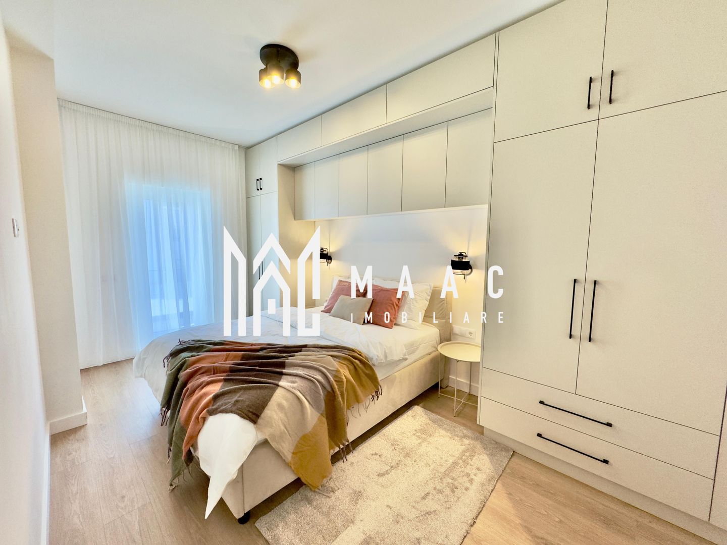 Apartament 4 camere de vânzare | 133 mp | 1.154 €/mp - Poză 2