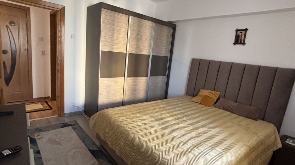 Apartament cu 4 camere decomandate, 92 mp utili – Piața Centrală, Craiova - Poză 1