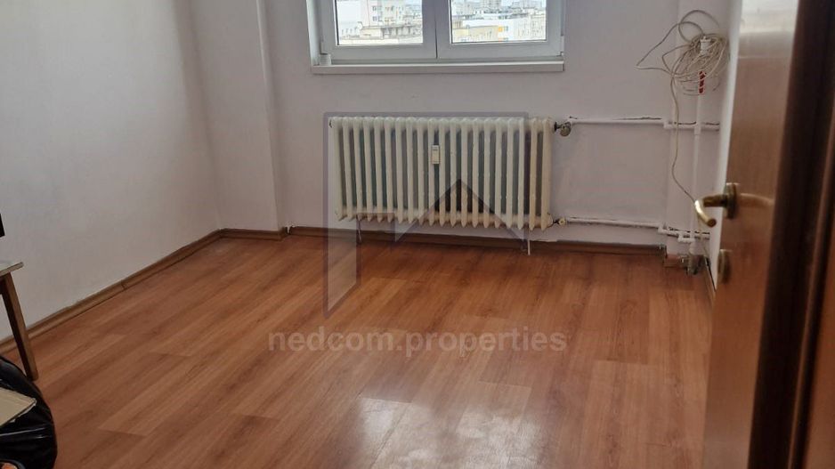 Vanzare apartament 4 camere - Dumbrava Noua - Poză 6