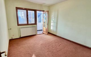 Apartament cu 3 camere / 75mp / in zona Podu Ros- 1001 Articole - Poză 4