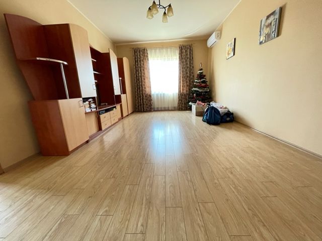 Pretabila pentru doua familii - Poză 13