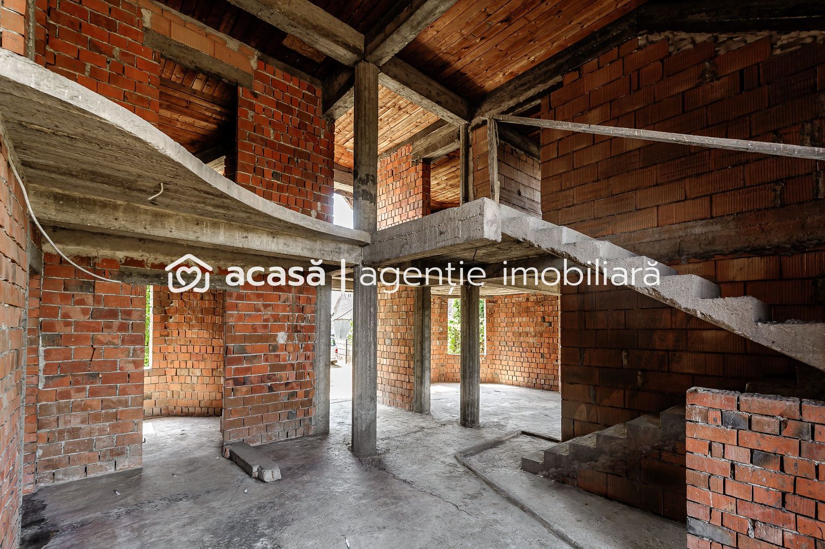 Două case pe Calea Radnei comision 0 - Poză 13