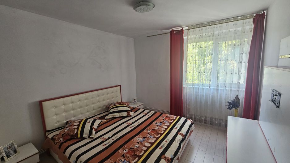 2 camere, etaj 1, stradal, vis-a-vis de Spitalul Militar - Poză 10