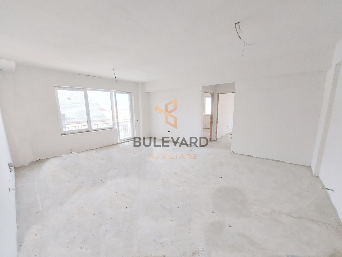 Apartament cu  3 camere, zona strazii Teilor! - Poză 3