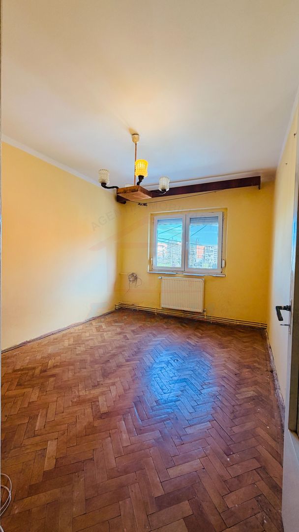 Apartament 3 camere dec. ,Galati, la PS-uri, Casa Roșie etaj 2, 68 mp. - Poză 6