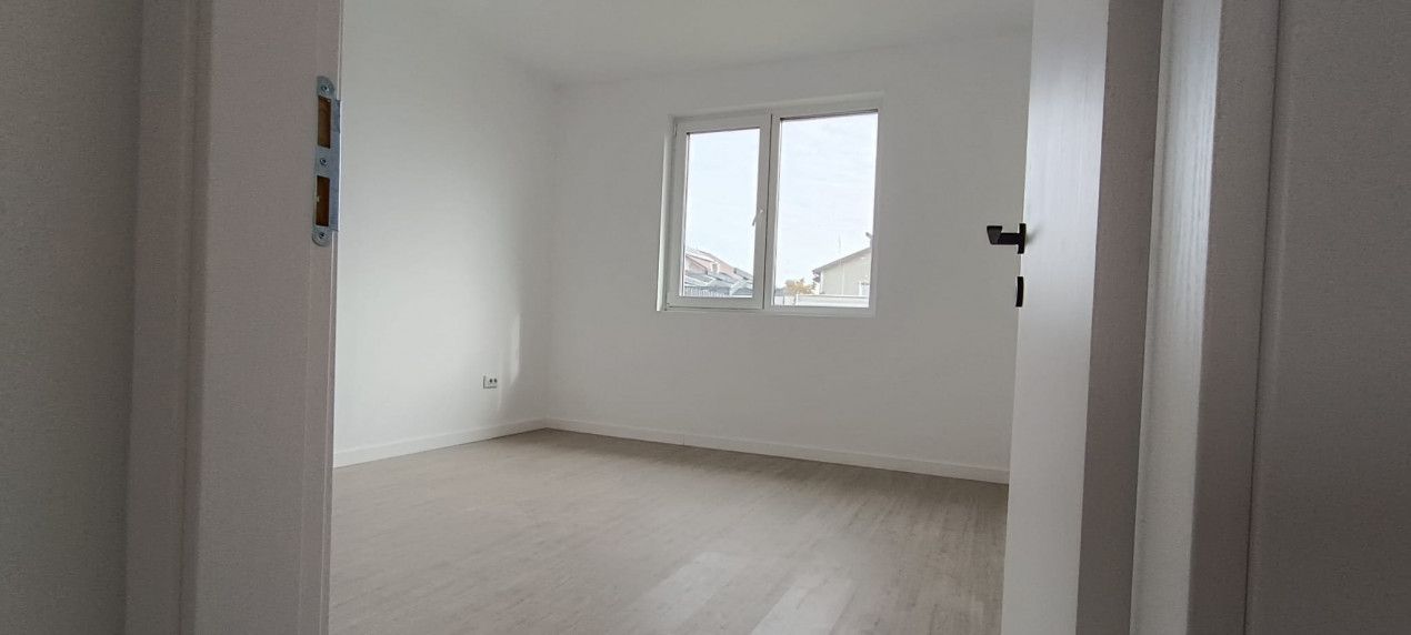 Casa Parter !4 dorm.+2 bai+2 parcari+teren liber 167mp! Calitate la su - Poză 13
