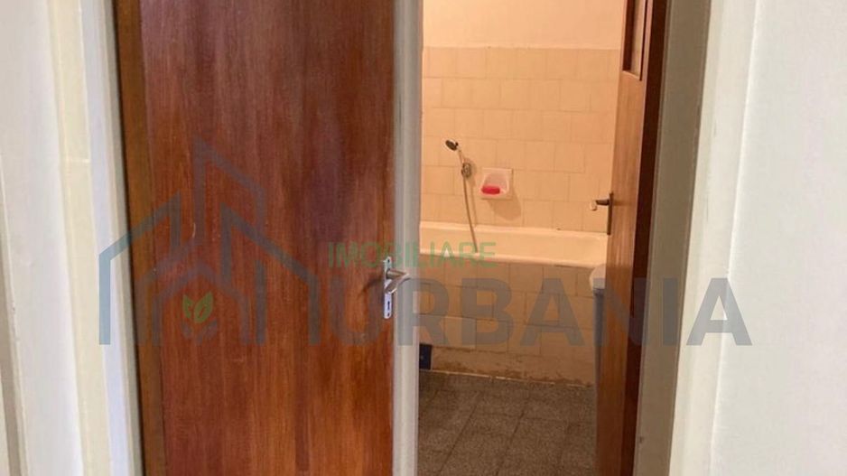 Apartament de vanzare 2 camere Copou Bulevardul Carol - Poză 4