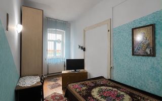 Apartament 3 camere, curte comună, Centrul Istoric Schei - Poză 2