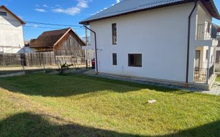 Duplex de vânzare | 4 camere | 160 mpu | Curte 370 mp | Cisnădie - Poză 3