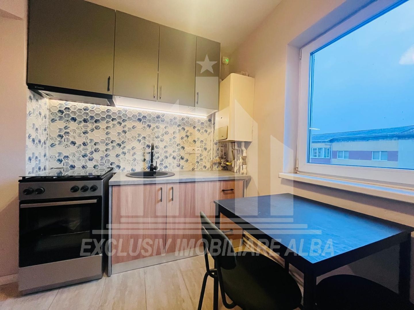 Apartament cu 1 camera, Cetate-Vanatorilor - Poză 2