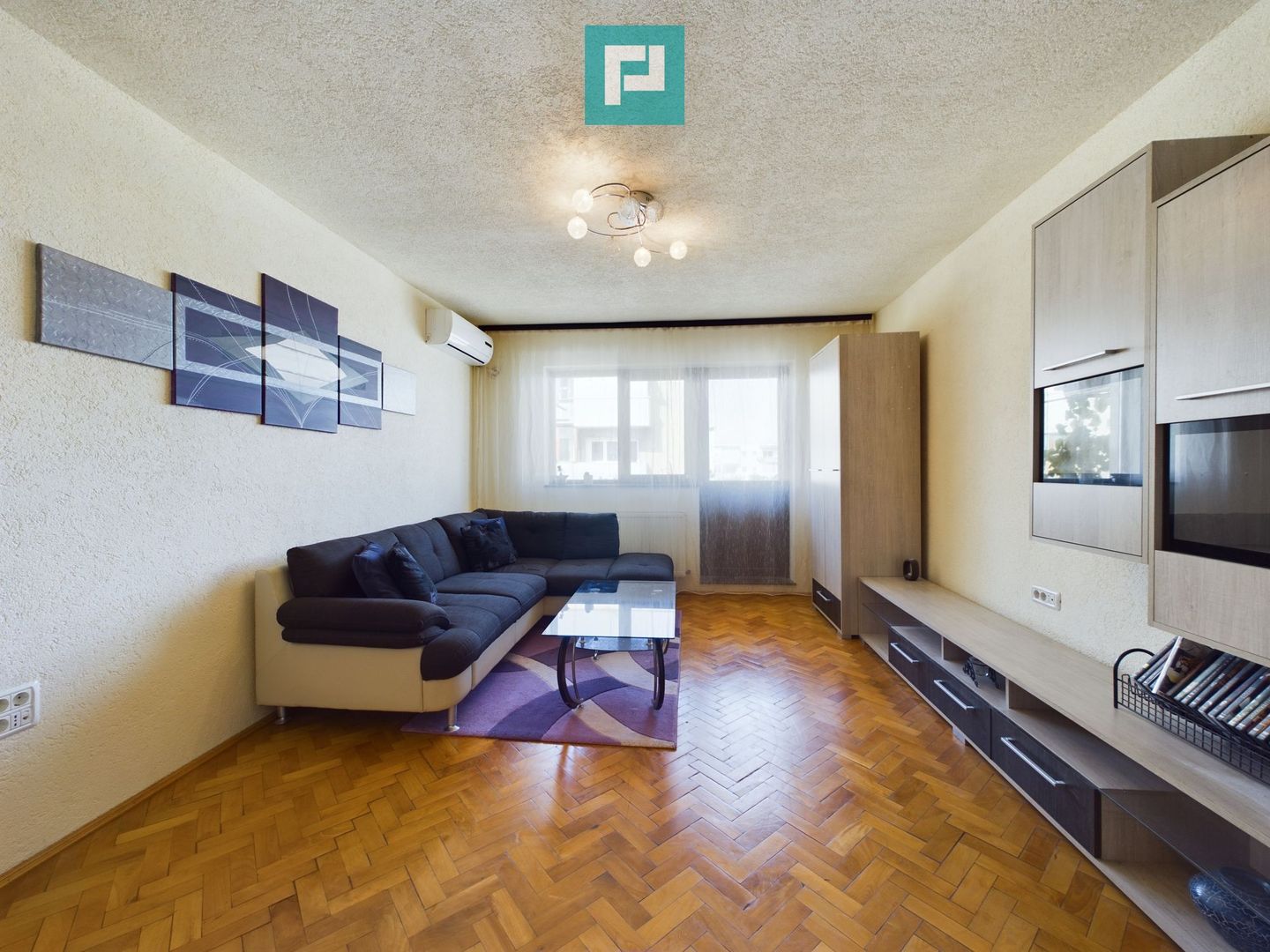 Apartament 3 camere zona Confecții - Poză 2