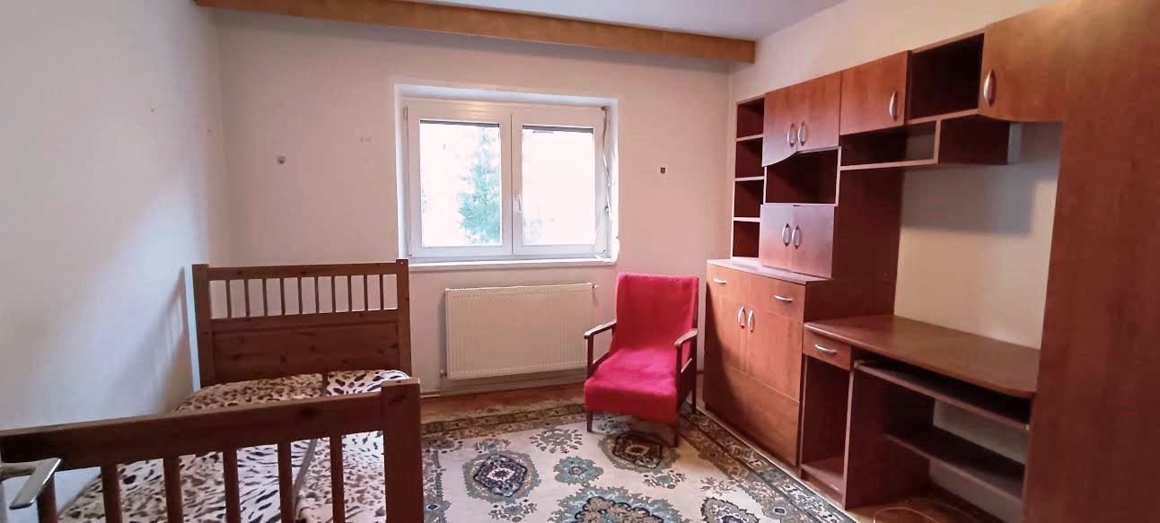 Apartament cu 3 camere in Racadau - Poză 9