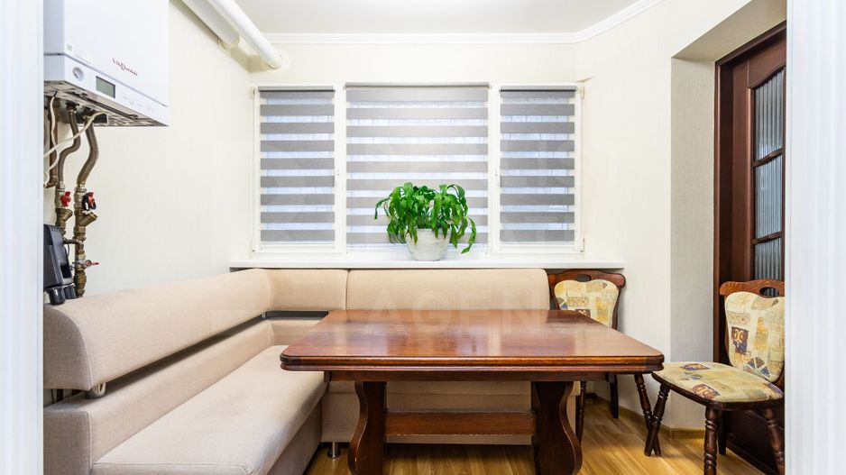 Vânzare, apartament, 4 camere, str. Petru Zadnipru, Ciocana - Poză 1