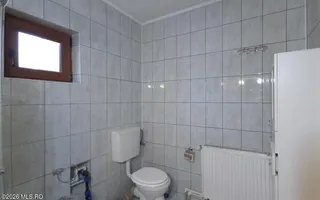 Castelu - Str. Florilor, casa din 2012, teren 737 mp si 106 mp utili - Poză 26