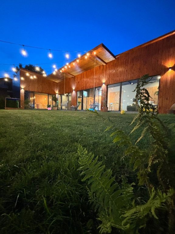 Casa Spațiu Versatil de Vânzare în Comuna Berceni - Poză 1