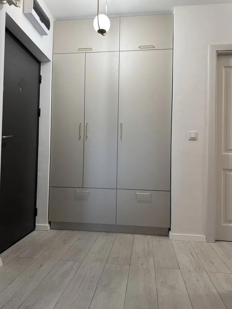 Apartament 3 camere, decomandate, mobilat și utilat, zonă ultracentrală; - Poză 4