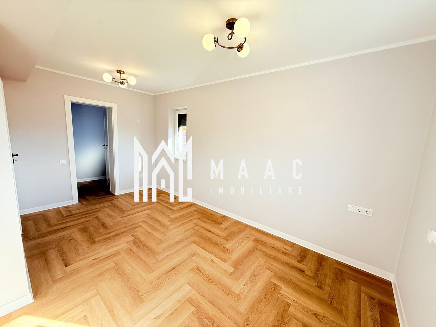 Casa individuala | 4 camere | La cheie | 644 MP | Selimbar - Poză 16