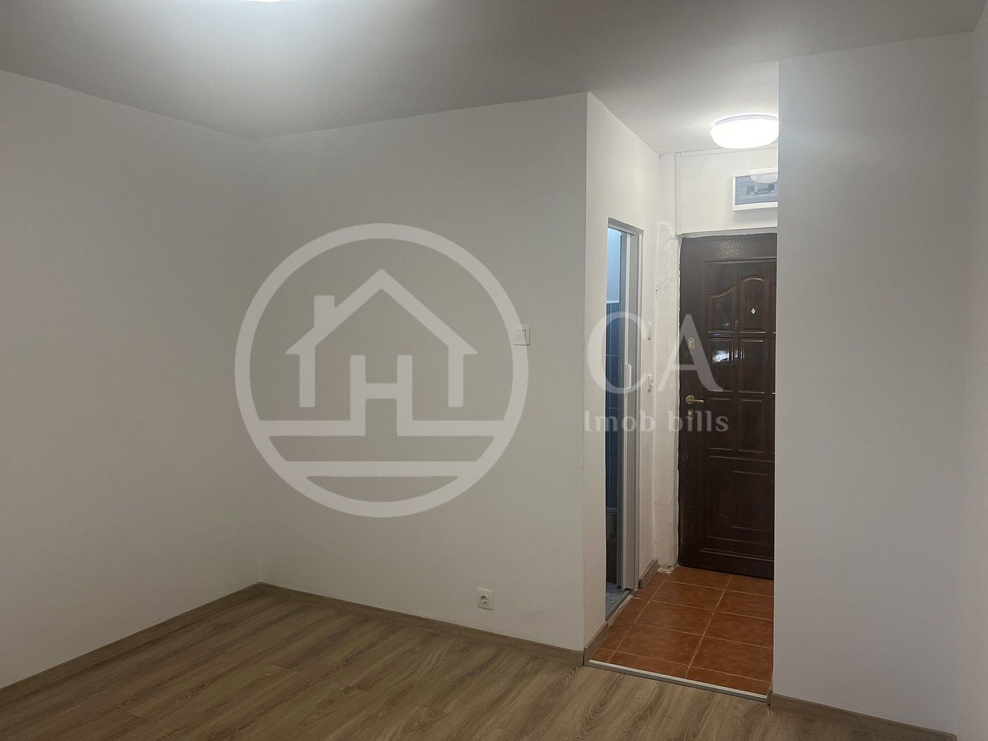 Garsoniera de vanzare zona Iosia Oradea - Poză 4