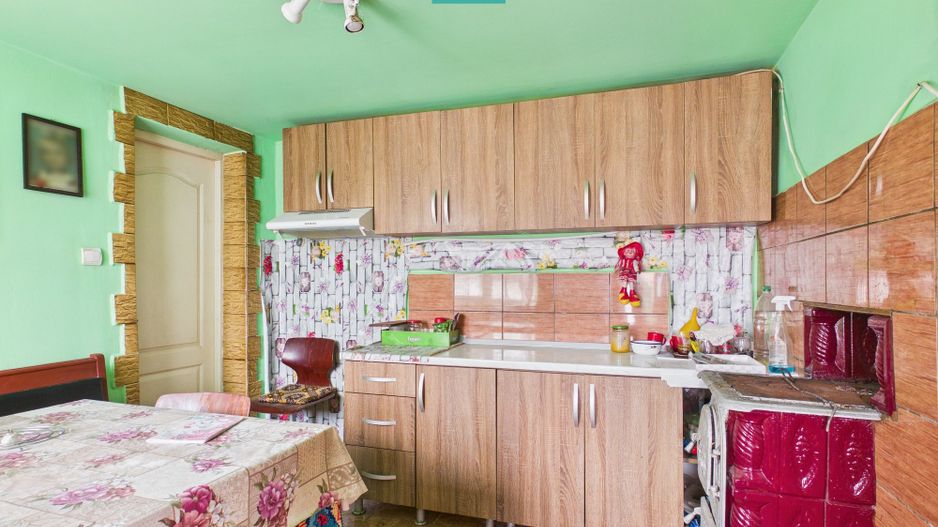 Casă cu 3 camere și teren de 1400 mp în Mișca - Poză 10