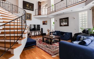 Timisoara - Girocului Vila 12 Camere 4 Bai | 497mp Utili 1373mp Teren - Poză 1