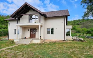 Casa noua, 6 camere, 2763 mp teren, comuna Vintu de Jos - Poză 1
