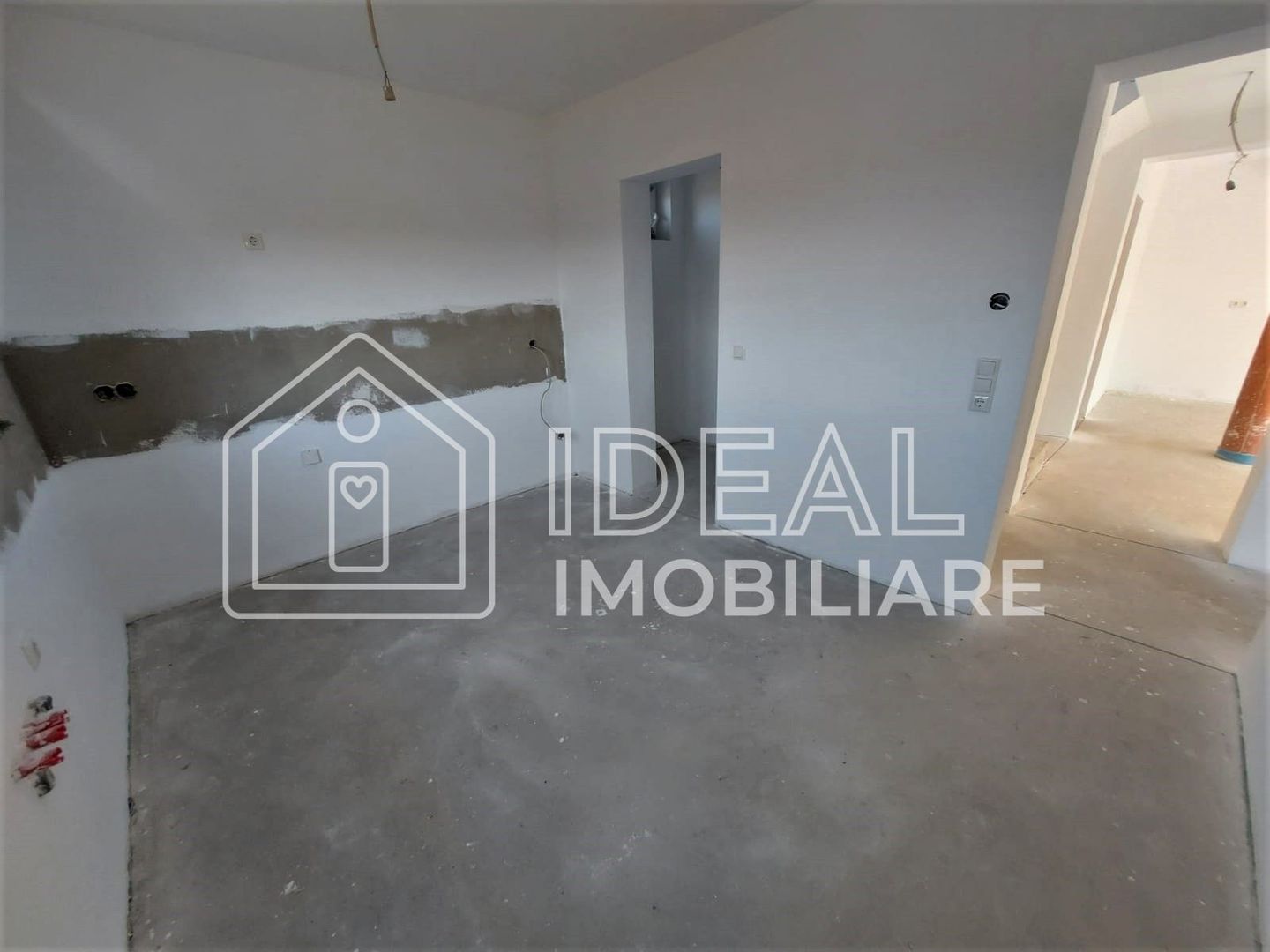 Casa Individuala Moderna cu 4 camere  si garaj, in Sura Mare - Poză 13