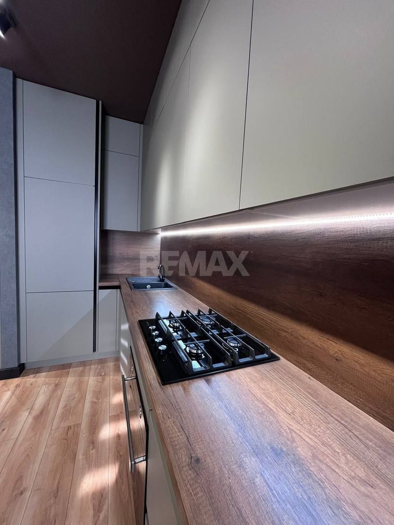 Apartament de vânzare - Poză 2