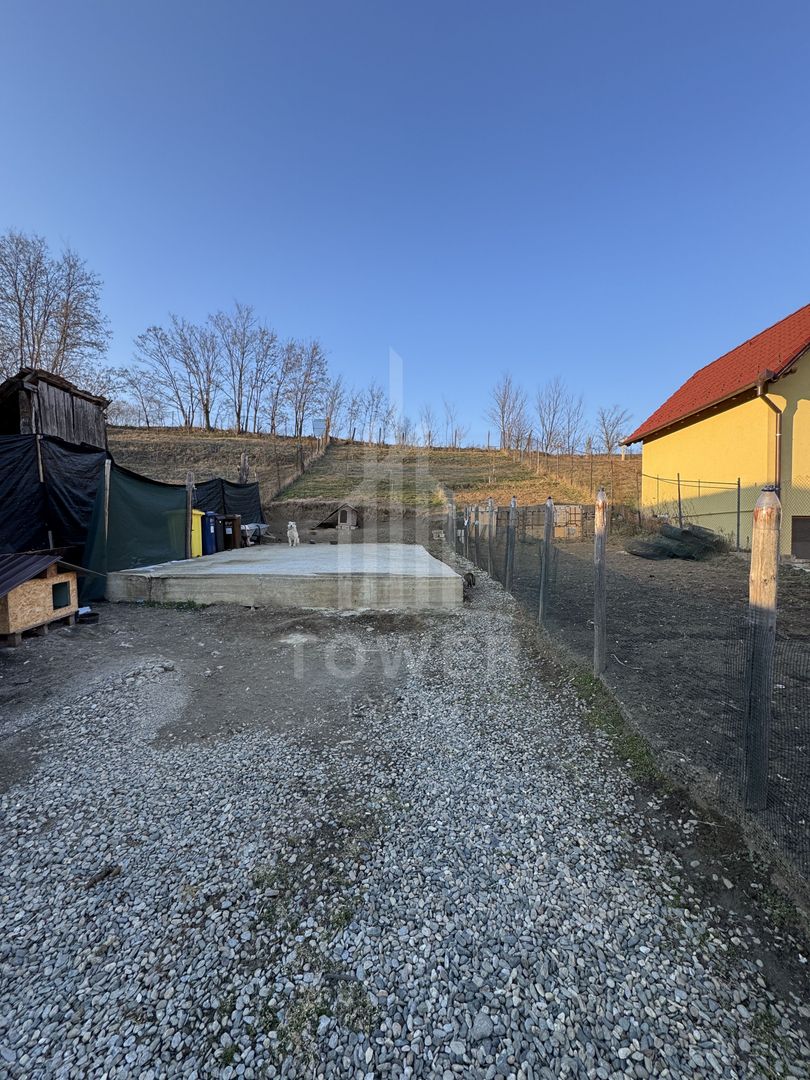 Casă spațioasă cu 5 camere în Ocna Sibiului – teren generos de 726 mp! - Poză 3